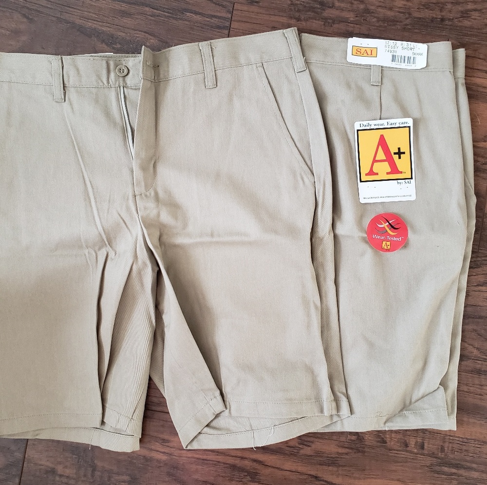 2 pairs Khaki shorts